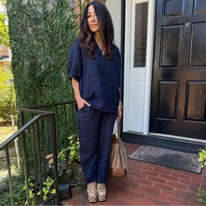 MADE IN ITALY LINEN Navy Women's Pants & Top
set